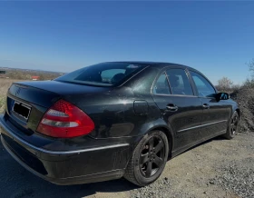 Mercedes-Benz E 320, снимка 11