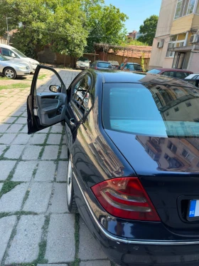 Mercedes-Benz C 220 W203 - 2440 € - 59381386 2