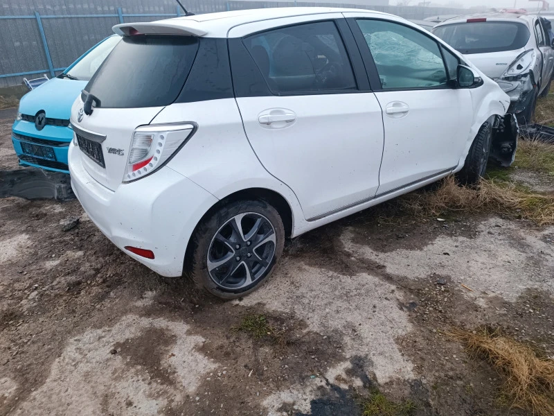 Toyota Yaris 1.4 d4d 1.3vvti    3 .бр, снимка 2 - Автомобили и джипове - 9183044