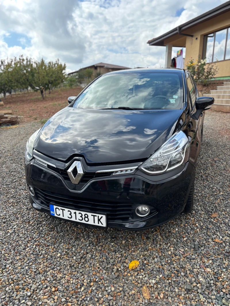 Renault Clio, снимка 1 - Автомобили и джипове - 47728374