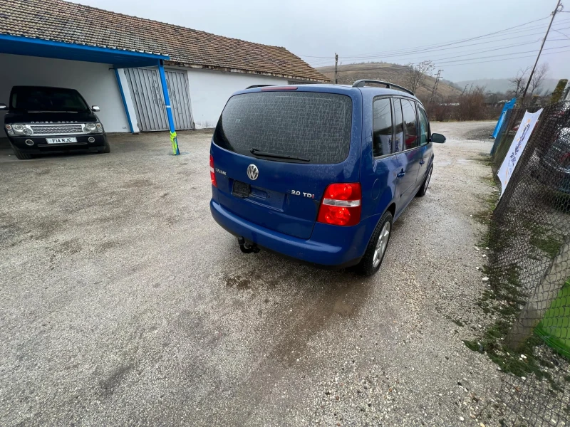 VW Touran 2.0 tdi, снимка 6 - Автомобили и джипове - 48199285