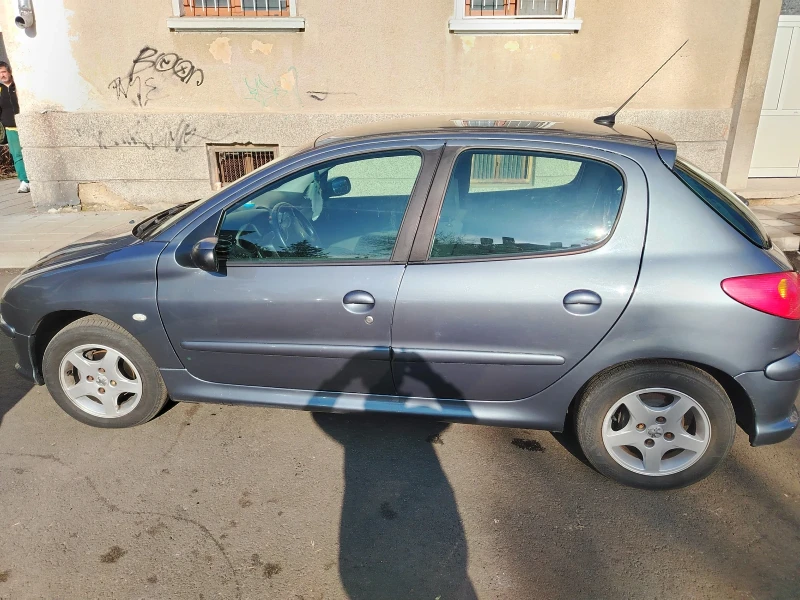 Peugeot 206, снимка 4 - Автомобили и джипове - 48505770