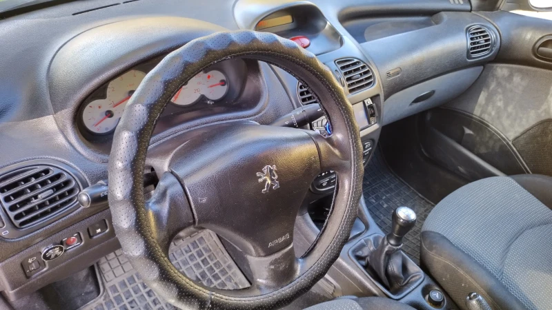 Peugeot 206 ГАЗ, снимка 9 - Автомобили и джипове - 49023790