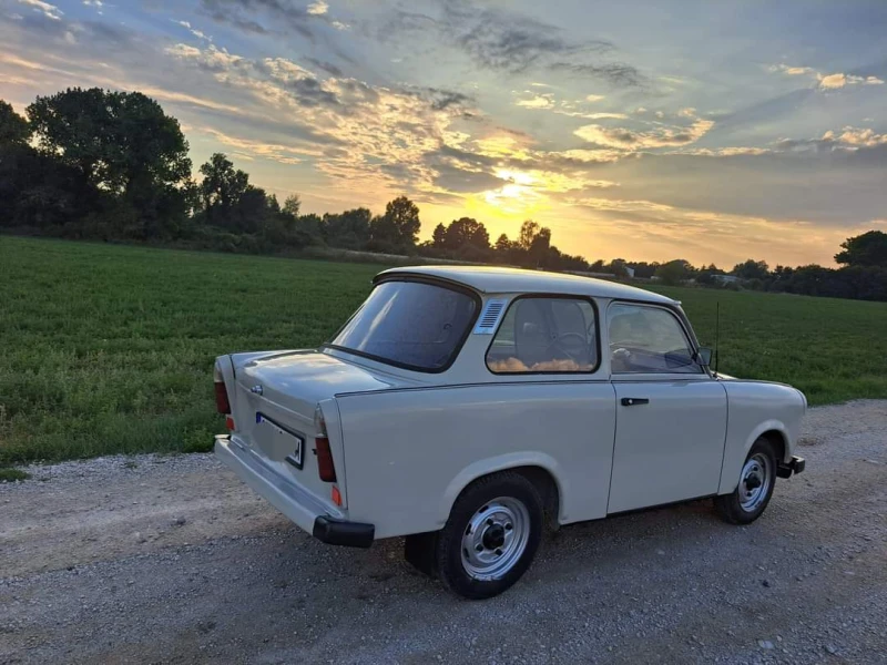 Trabant 601, снимка 6 - Автомобили и джипове - 49122684