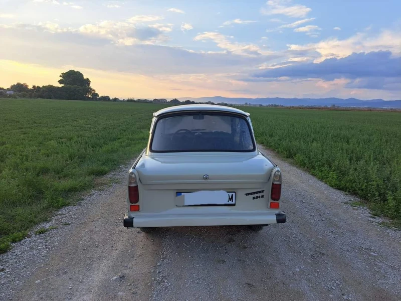 Trabant 601, снимка 4 - Автомобили и джипове - 49122684