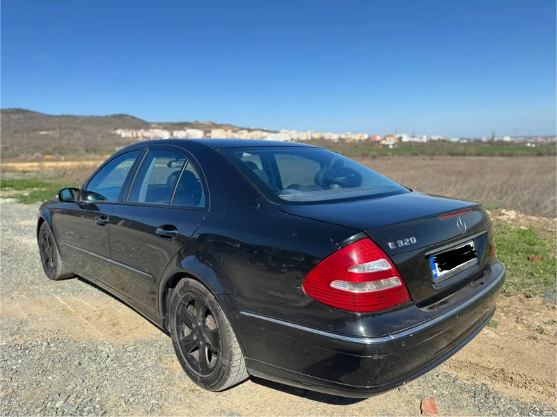 Mercedes-Benz E 320, снимка 8 - Автомобили и джипове - 49576114