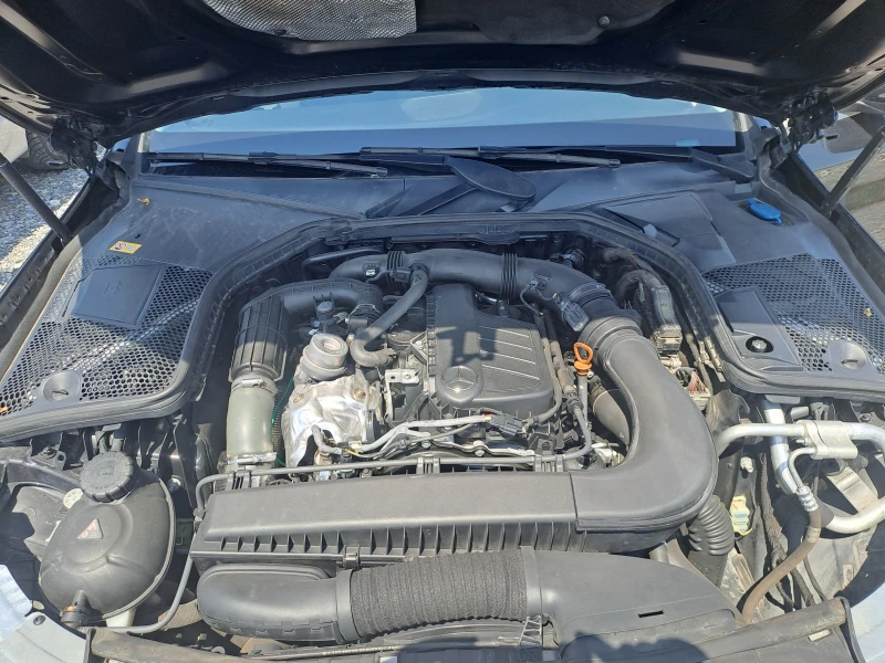 Mercedes-Benz C 180 1.6D 116k.c., снимка 12 - Автомобили и джипове - 50818553