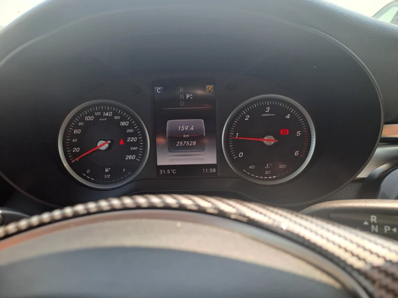 Mercedes-Benz C 180 1.6D 116k.c., снимка 9 - Автомобили и джипове - 50818553