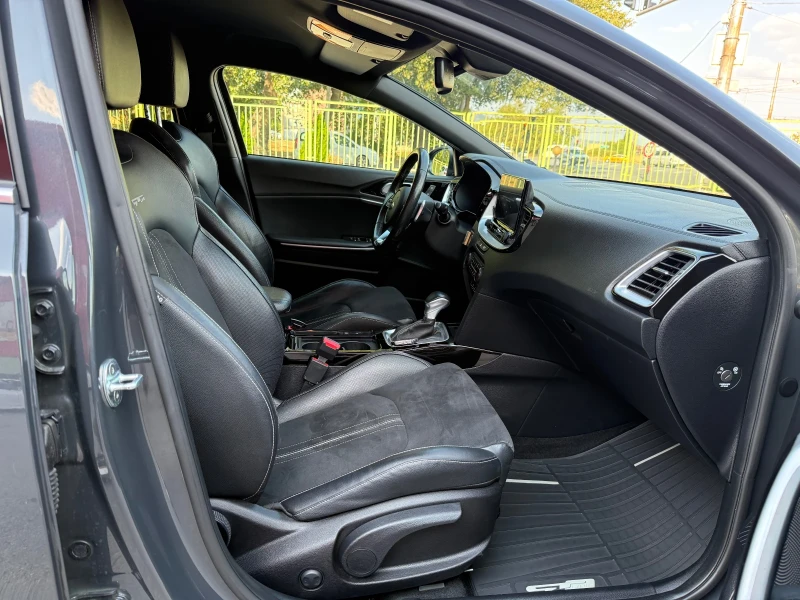 Kia Pro ceed GT-LINE* DIGITAL* LINEasist* DISTR* CAMERA* FULL, снимка 11 - Автомобили и джипове - 51299847