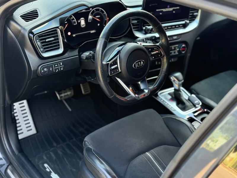 Kia Pro ceed GT-LINE* DIGITAL* LINEasist* DISTR* CAMERA* FULL, снимка 8 - Автомобили и джипове - 51299847