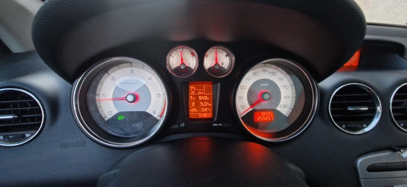 Peugeot 308 2.0HDI 136, снимка 17 - Автомобили и джипове - 52474297