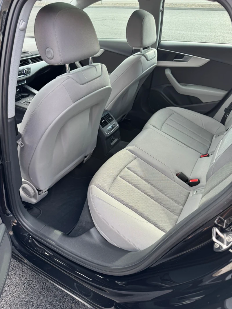 Audi A4 2.0TDI LED Avtomatik, снимка 13 - Автомобили и джипове - 52320527