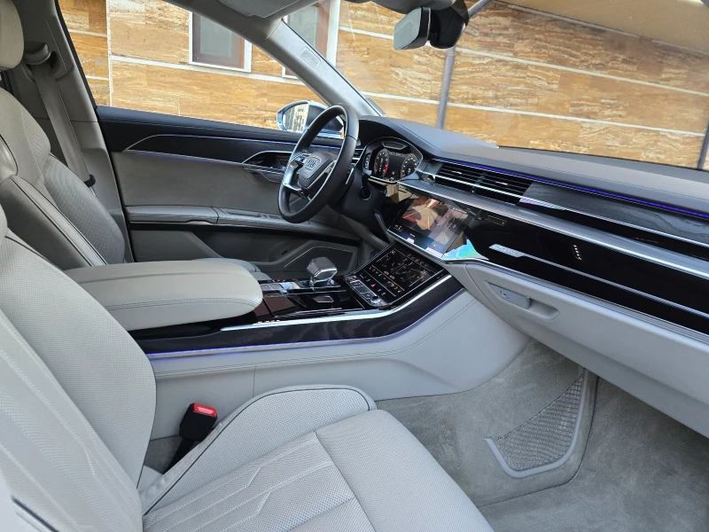 Audi S8 Exclusive 53 000km, снимка 6 - Автомобили и джипове - 51829947