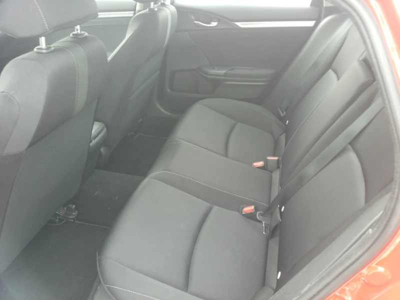 Honda Civic 1.5i* NAVI* KAMERA* DISTRONIC*  , снимка 14 - Автомобили и джипове - 52008151