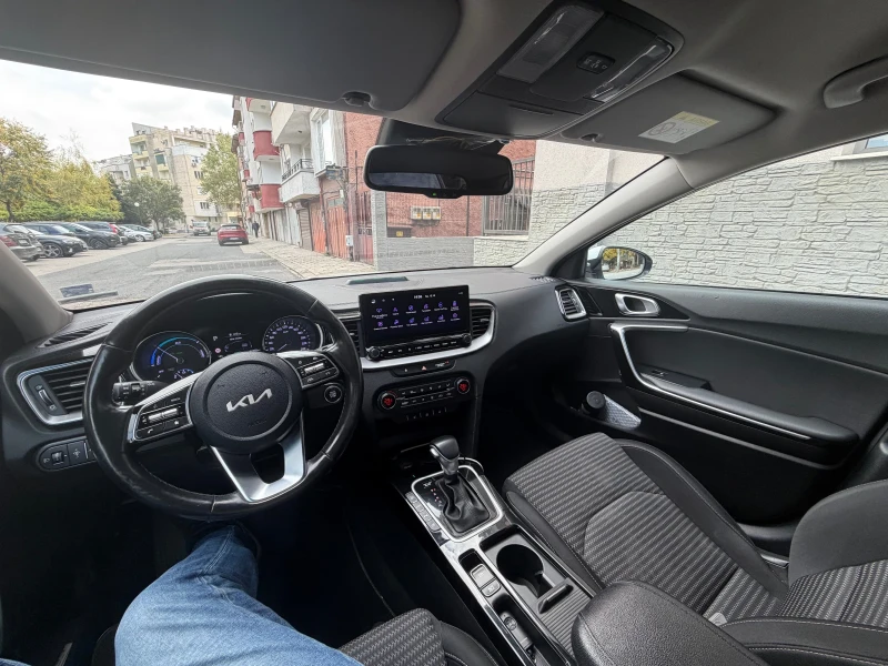Kia Ceed 1.6 бензин хибрид , снимка 6 - Автомобили и джипове - 52181835