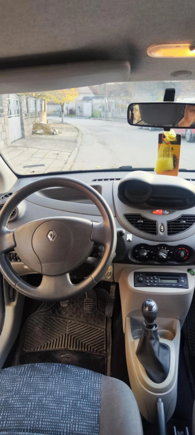 Renault Twingo, снимка 7 - Автомобили и джипове - 52435875