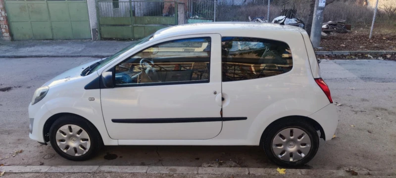 Renault Twingo, снимка 2 - Автомобили и джипове - 52435875