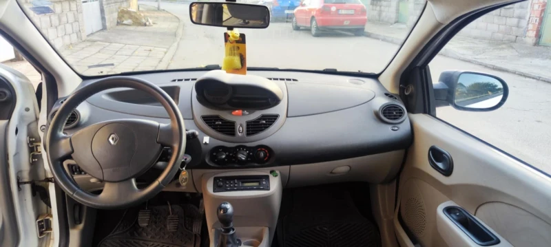 Renault Twingo, снимка 9 - Автомобили и джипове - 52435875