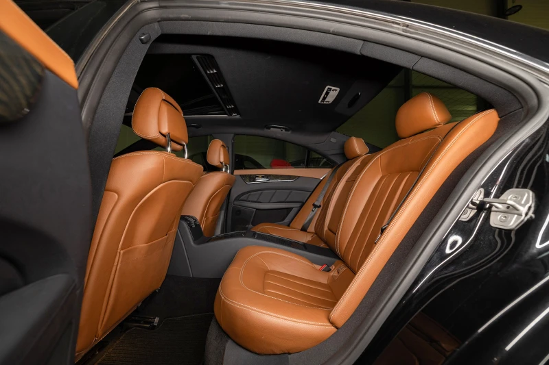 Mercedes-Benz CLS 350 D * BLUETEC * 9G-TRONIC * COUPE * ШИБЕДАХ, снимка 12 - Автомобили и джипове - 52629080
