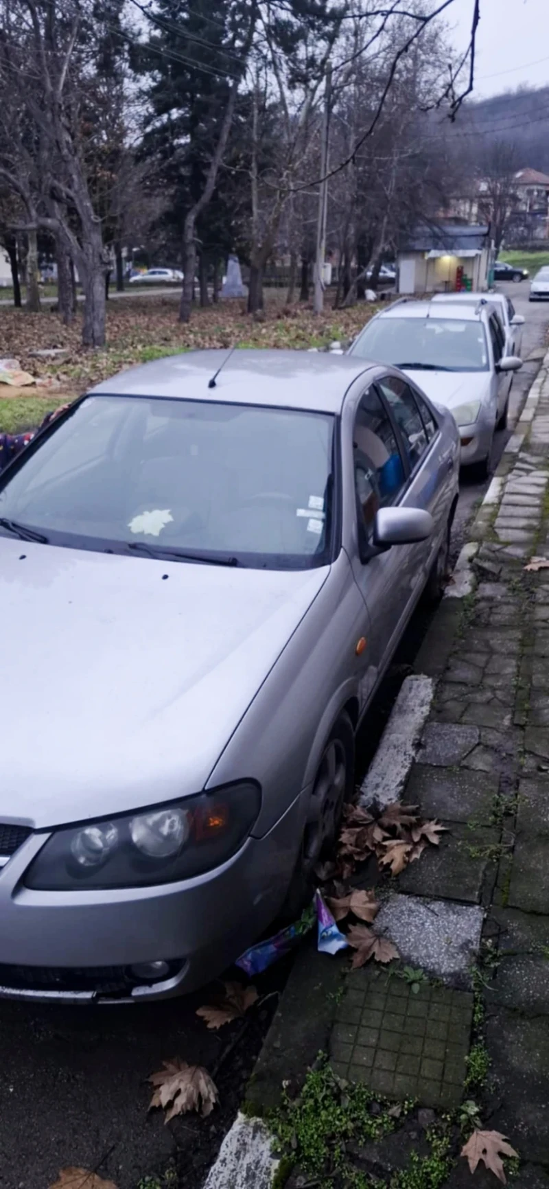 Nissan Almera, снимка 4 - Автомобили и джипове - 53508376