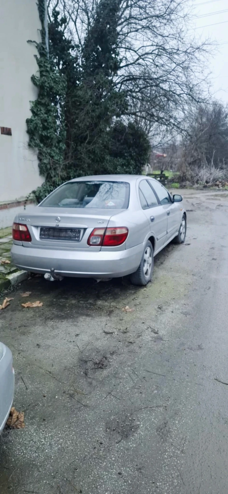 Nissan Almera