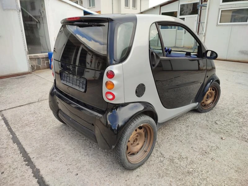 Smart Fortwo 0.600, снимка 3 - Автомобили и джипове - 39771897