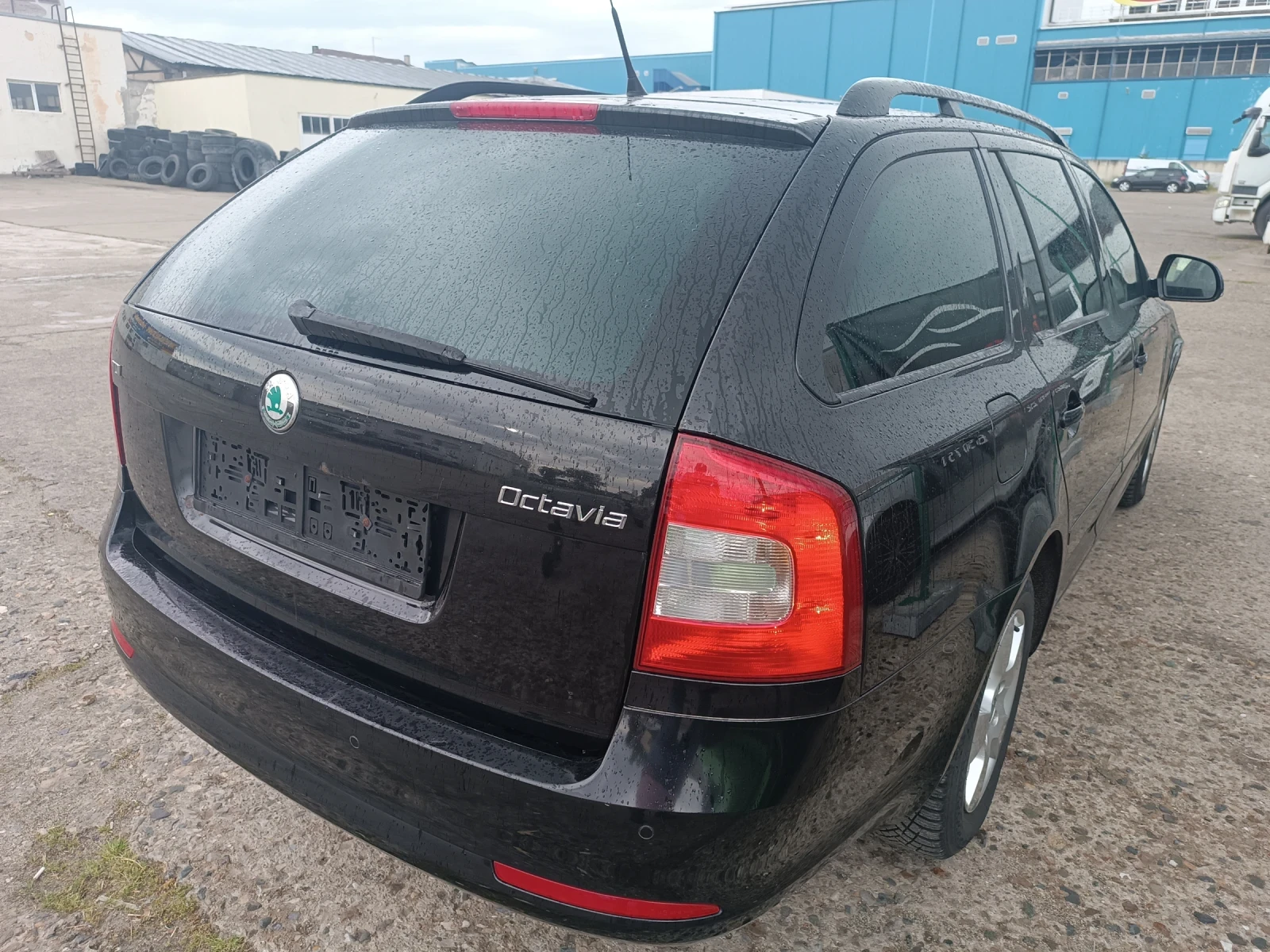 Skoda Octavia 1, 6 TDi, НАВИ, КЛИМАТРОНИК, ЛИЗИНГ - изображение 4