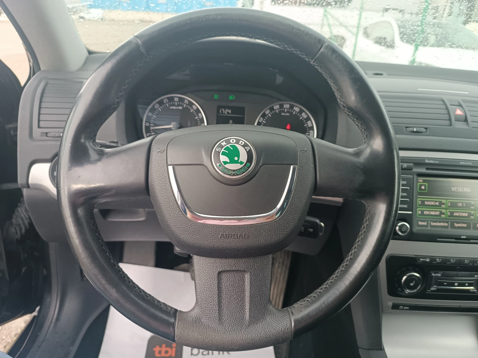 Skoda Octavia 1, 6 TDi, НАВИ, КЛИМАТРОНИК, ЛИЗИНГ - изображение 10