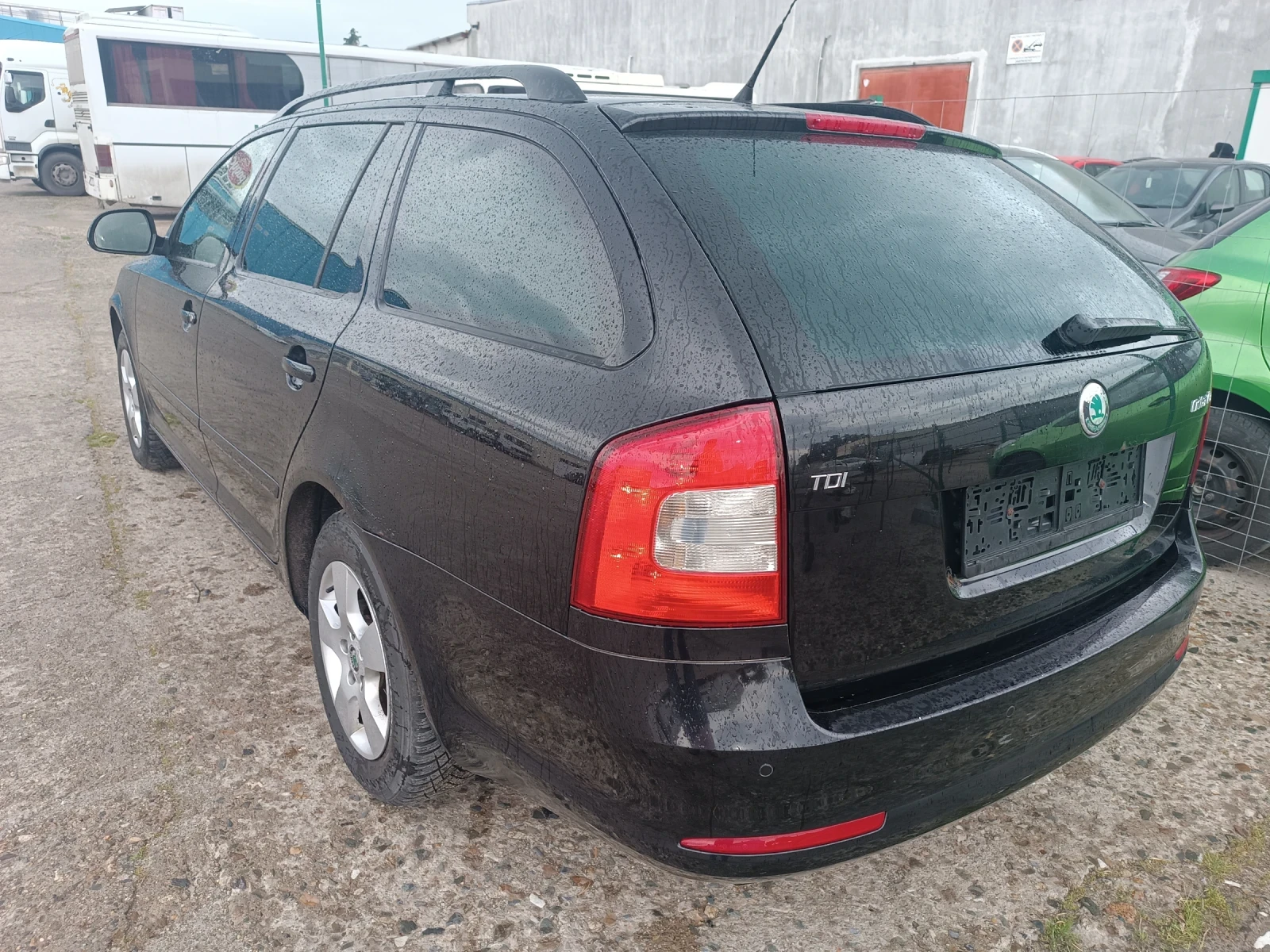 Skoda Octavia 1, 6 TDi, НАВИ, КЛИМАТРОНИК, ЛИЗИНГ - изображение 3