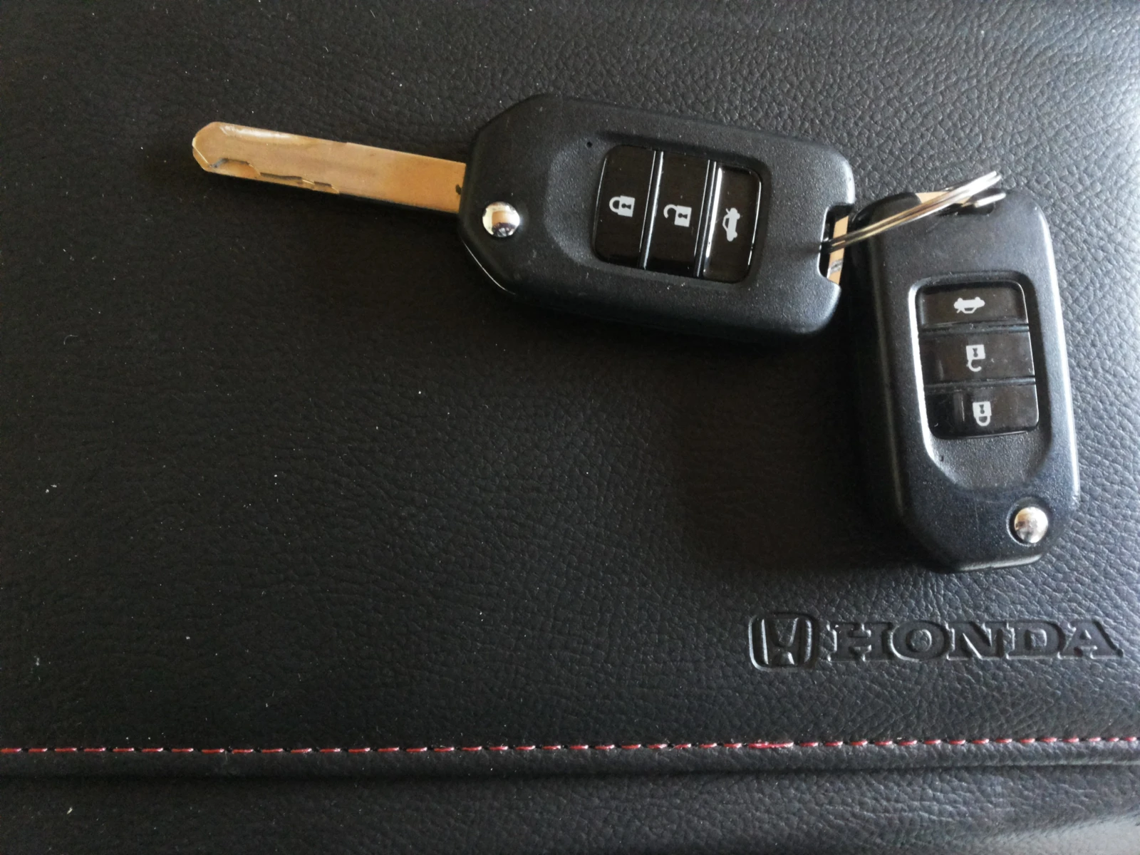 Honda Civic 1.5i* NAVI* KAMERA* DISTRONIC*   | Mobile.bg   17