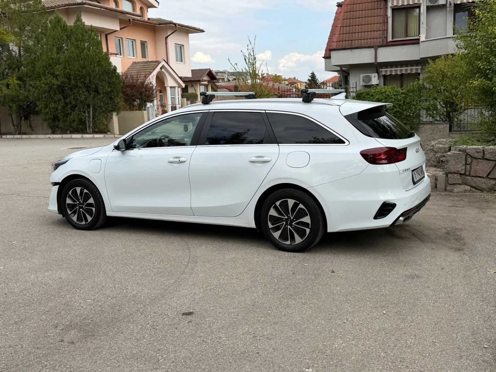 Kia Ceed 1.6 бензин хибрид  - изображение 3