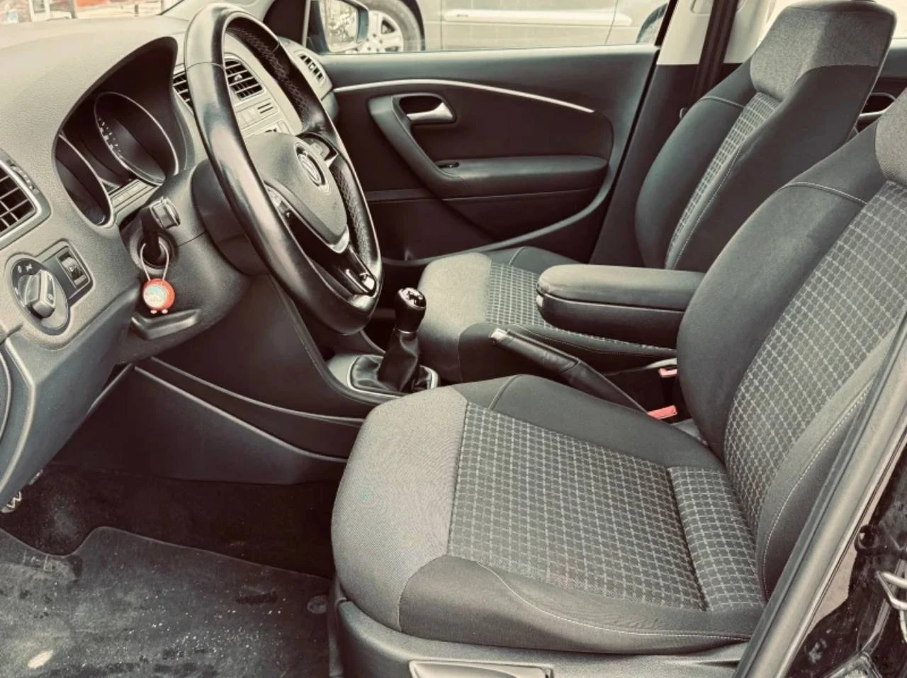 VW Polo  - изображение 6