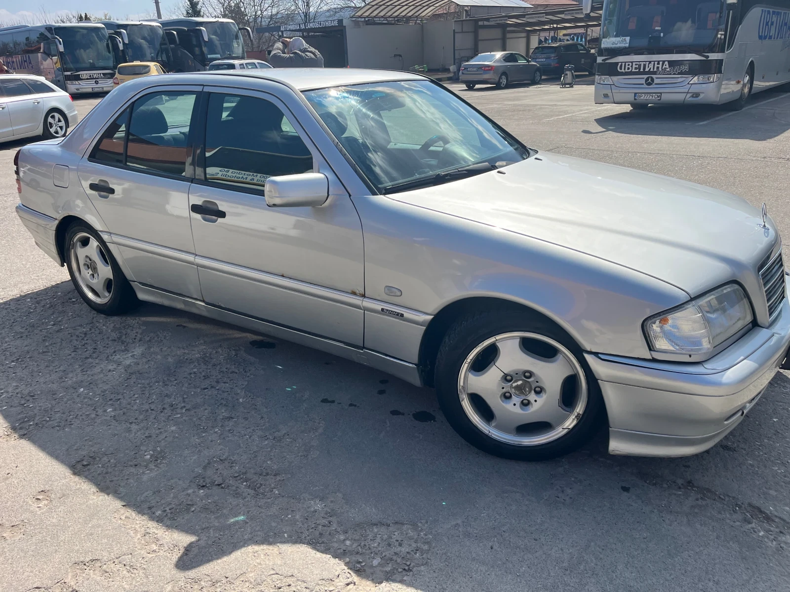 Mercedes-Benz C 220, снимка 3 - Автомобили и джипове - 53845858