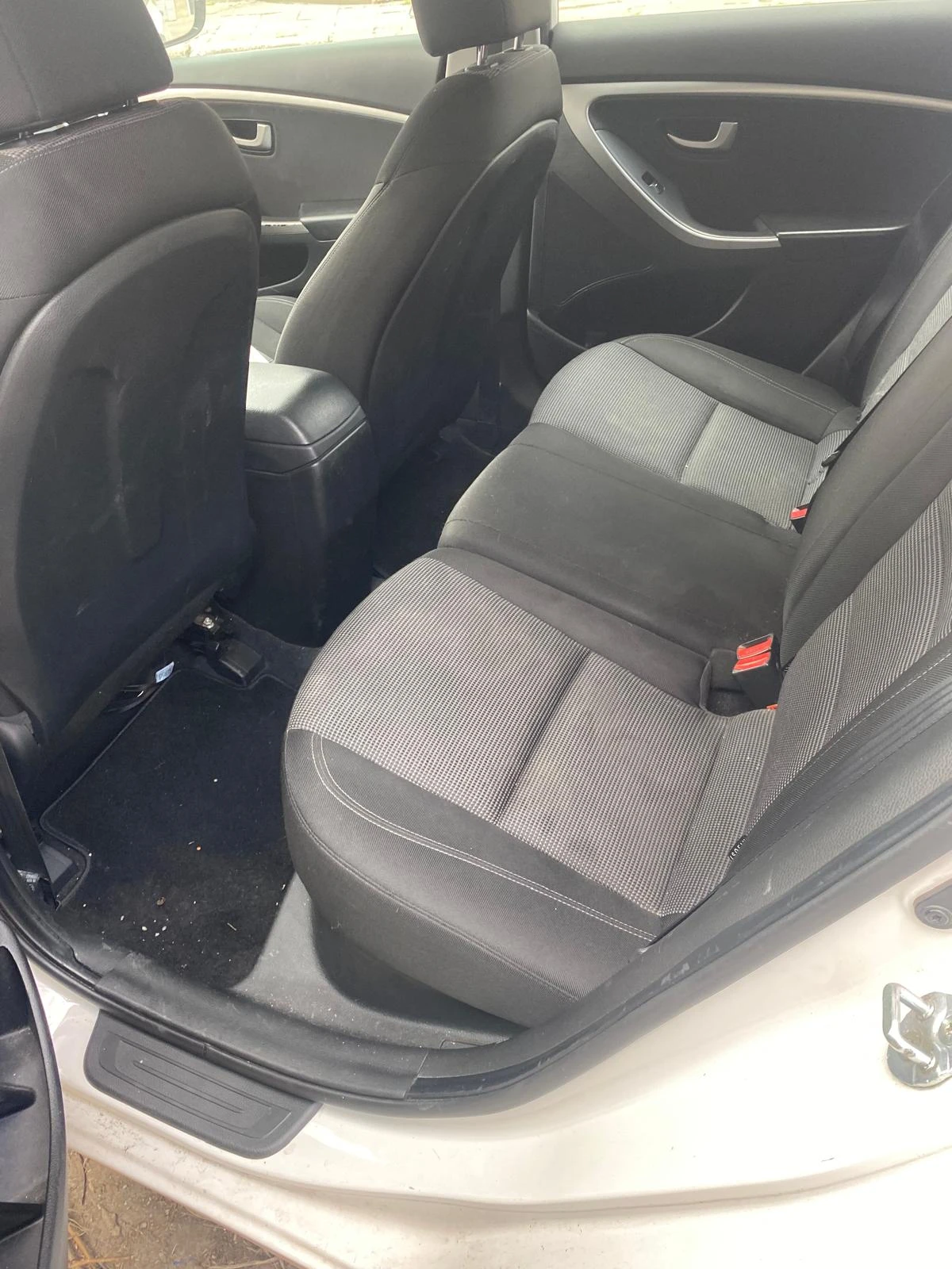 Hyundai I30 CDRI, снимка 5 - Автомобили и джипове - 53904119