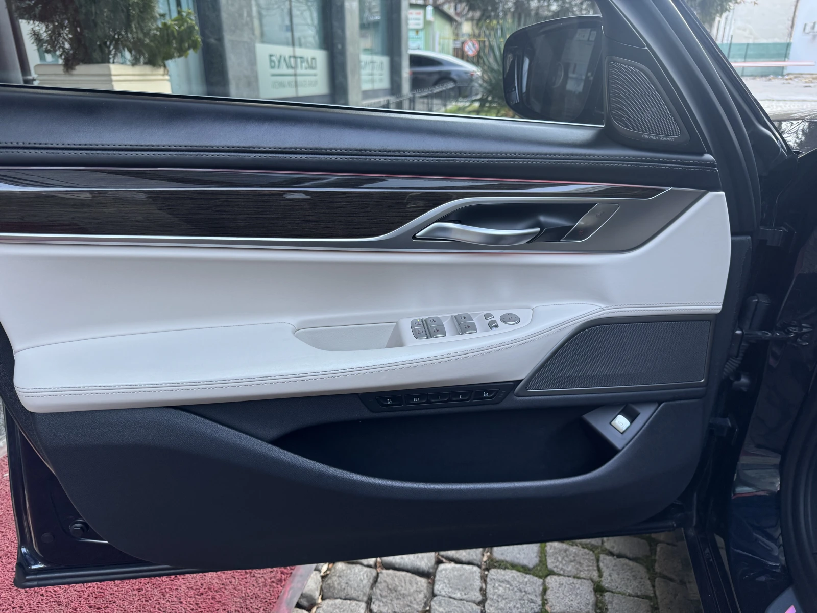 BMW 730, снимка 10 - Автомобили и джипове - 53907411