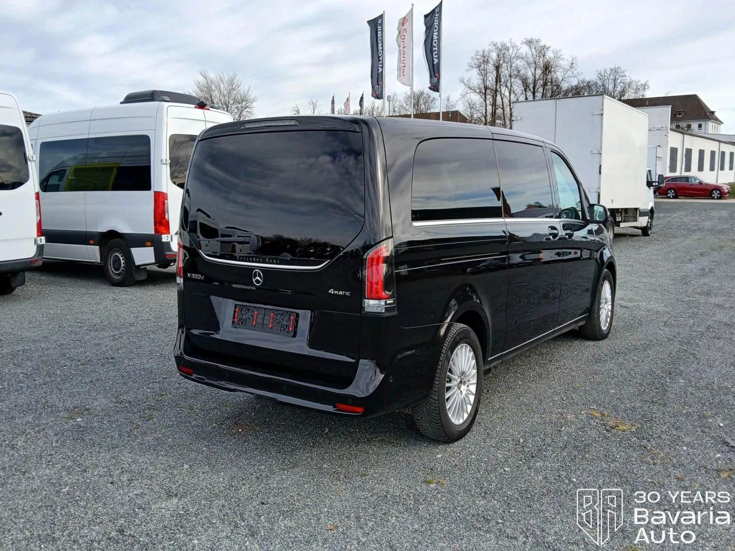 Mercedes-Benz V 300 d Extralang 4Matic Automatik Avantgarde, снимка 3 - Автомобили и джипове - 53918561