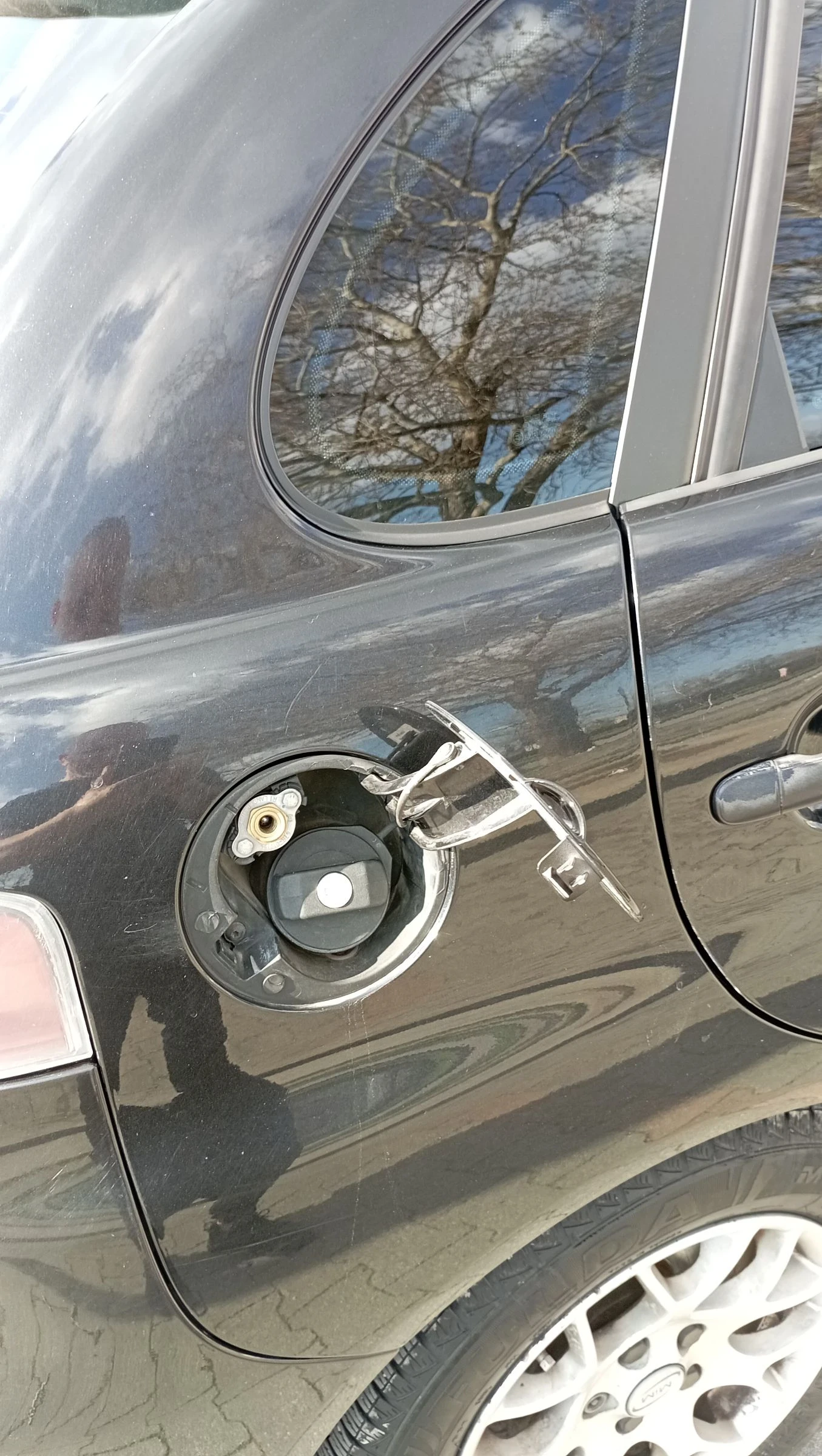 Seat Ibiza 1.4 бензин+ LPG, снимка 10 - Автомобили и джипове - 54100592