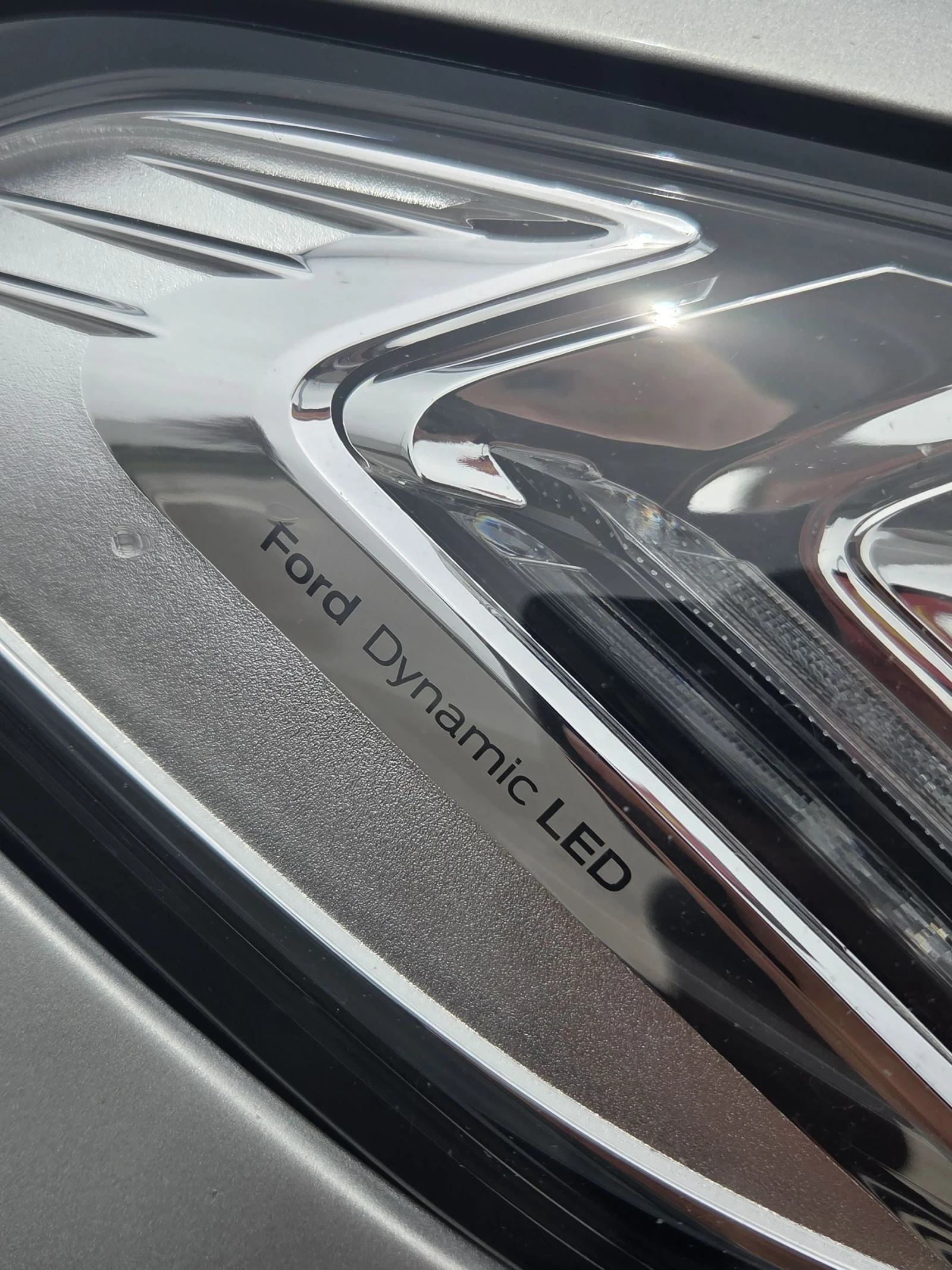 Ford Mondeo 2.0 Ecoblue 190k.c.DINAMIC LED FACE, снимка 7 - Автомобили и джипове - 54230583