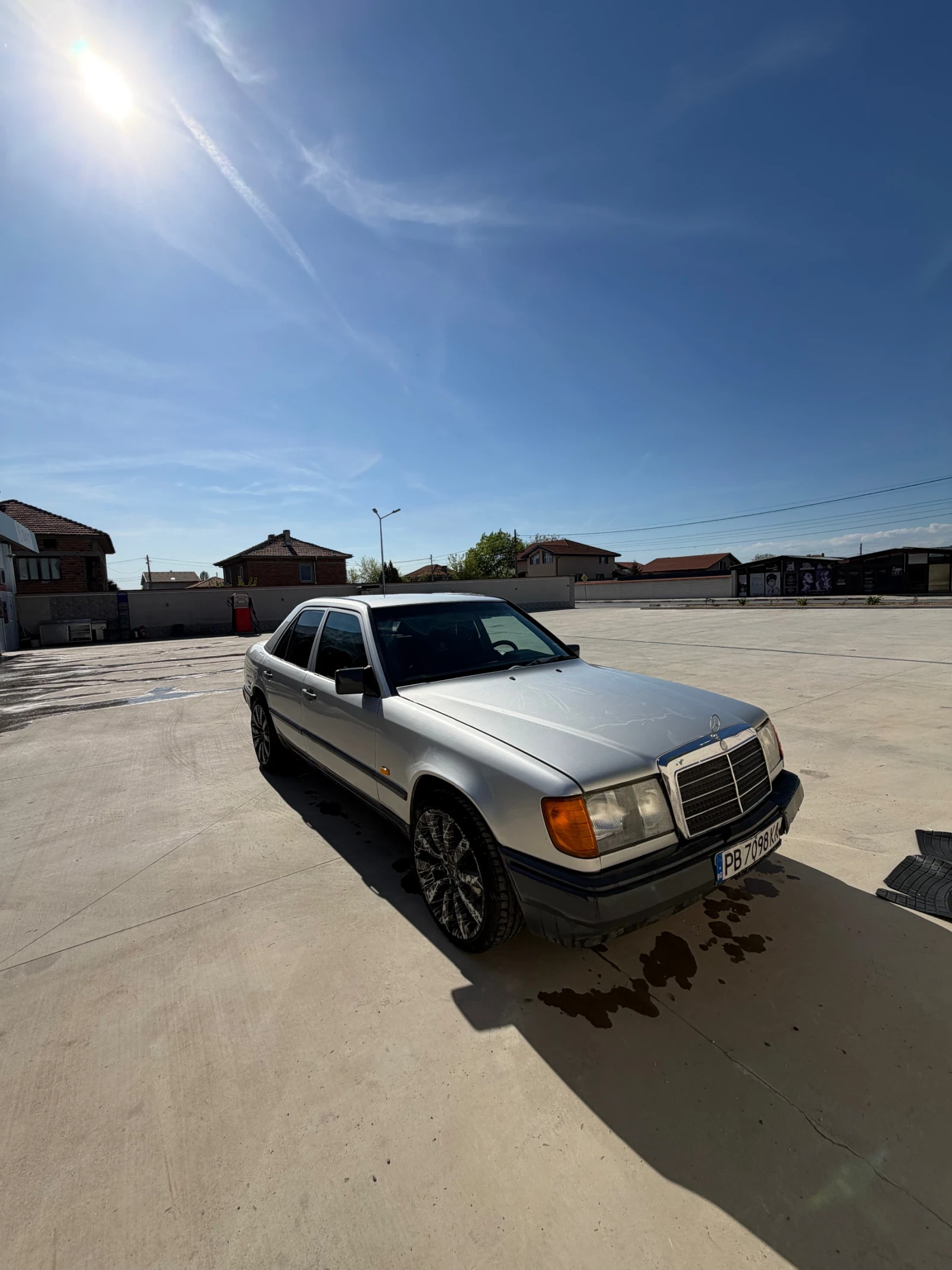Mercedes-Benz 124
