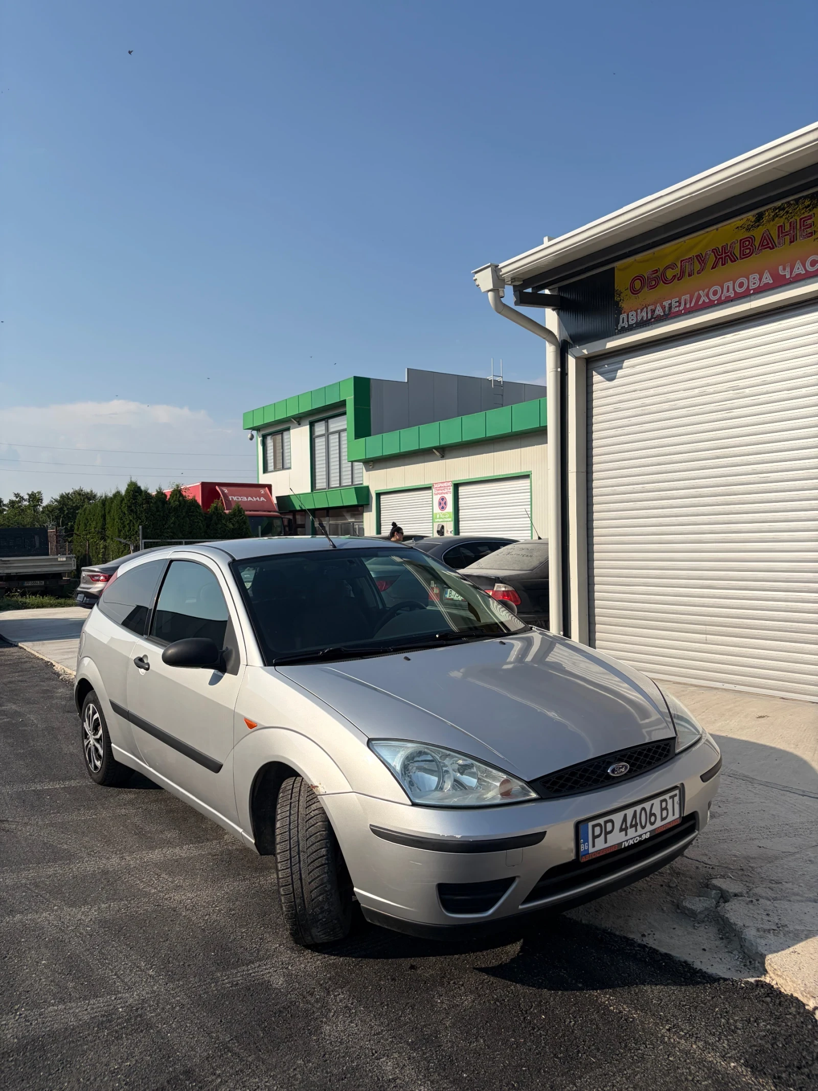 Ford Focus 1.4i, снимка 2 - Автомобили и джипове - 55105948