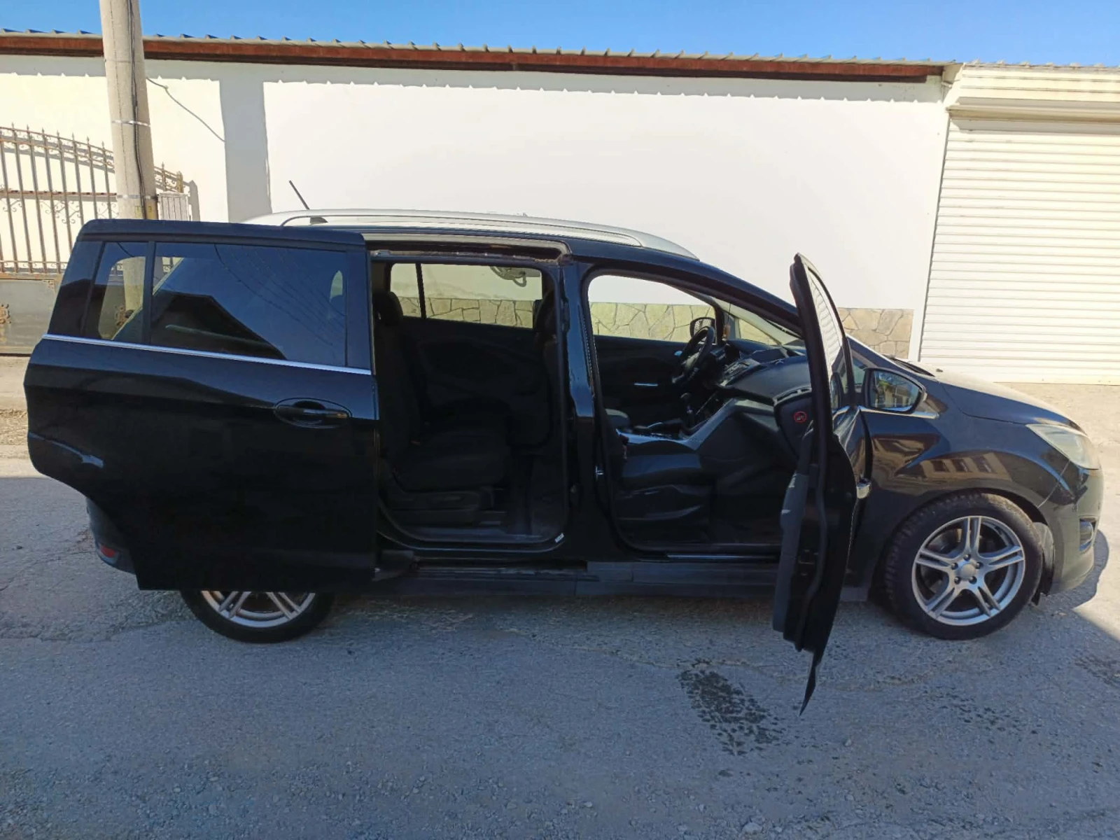 Ford Grand C-Max 1.6 TDCI, снимка 4 - Автомобили и джипове - 55141520