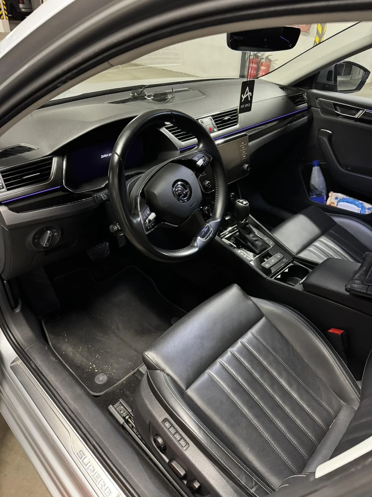 Skoda Superb L&K 2.0TDI 4x4, снимка 5 - Автомобили и джипове - 55619282