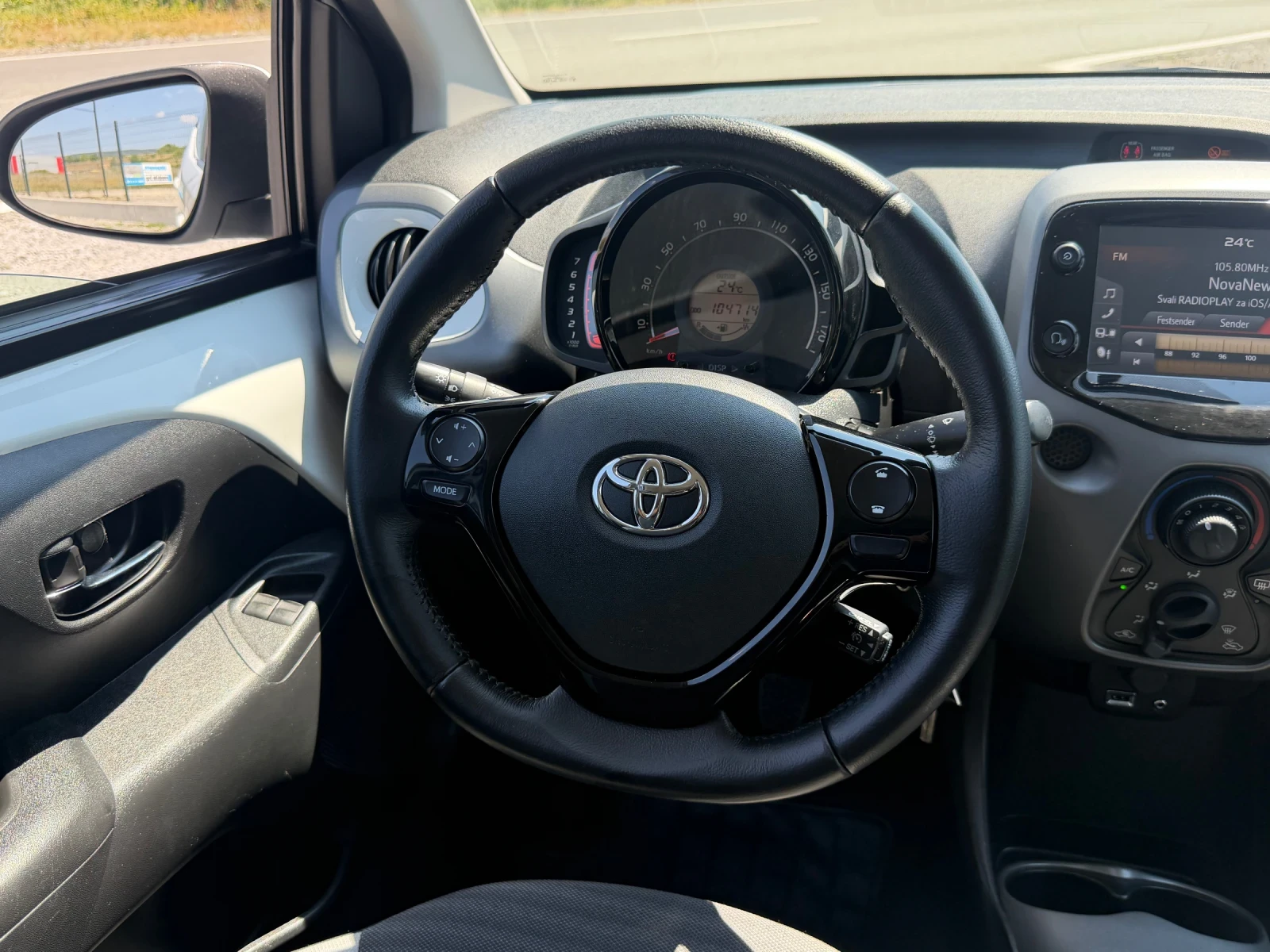 Toyota Aygo X 1.0i LED CAMERA EURO 6 TUV, снимка 12 - Автомобили и джипове - 55626381