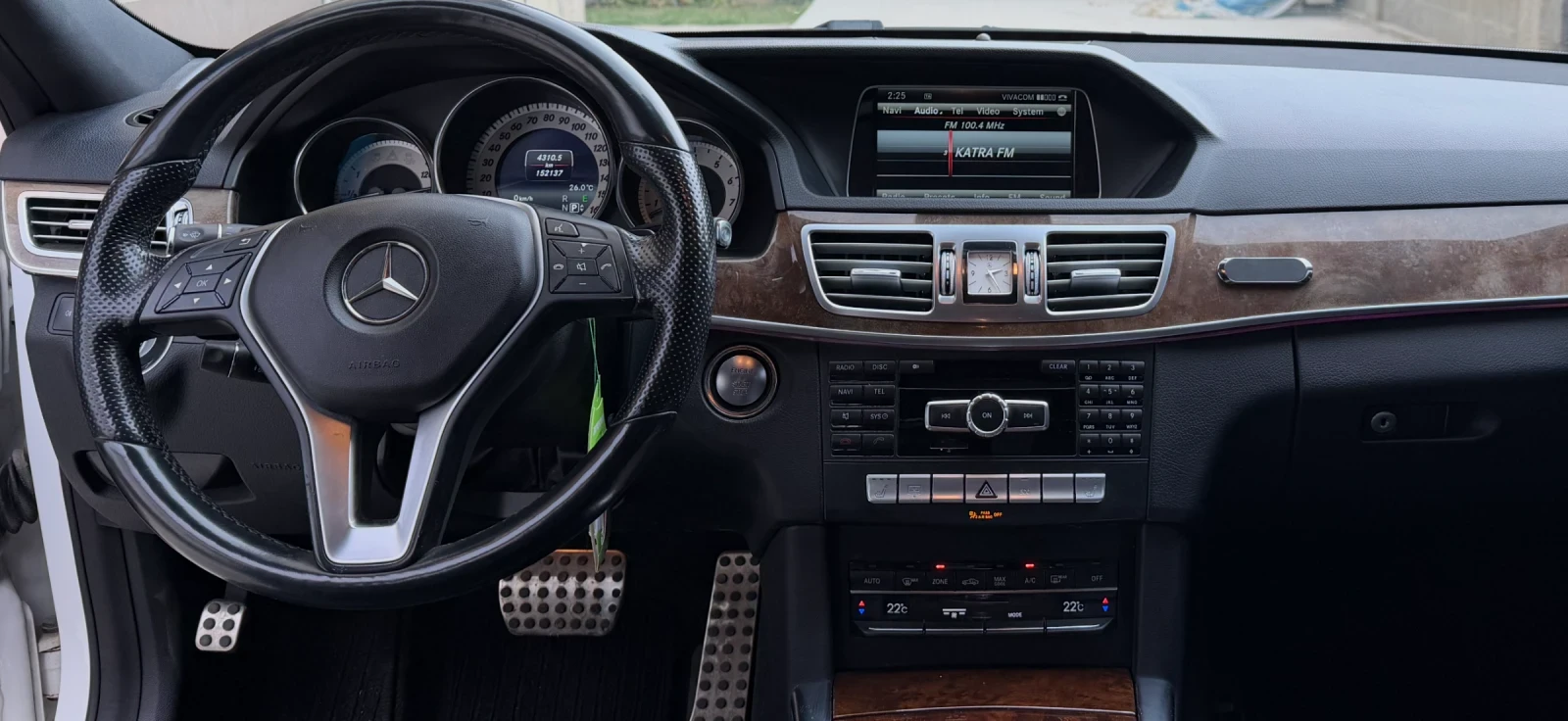 Mercedes-Benz E 350, снимка 13 - Автомобили и джипове - 55789856