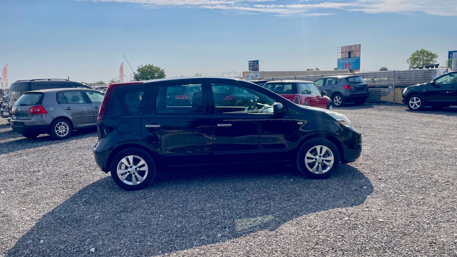 Nissan Note 1.5 DCI / КЛИМАТИК, снимка 3 - Автомобили и джипове - 56038846