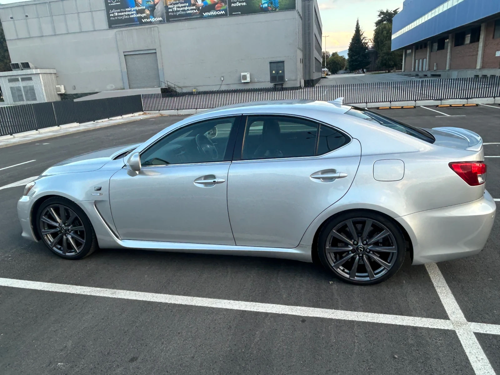 Lexus IS F | Mobile.bg � ����������� 12