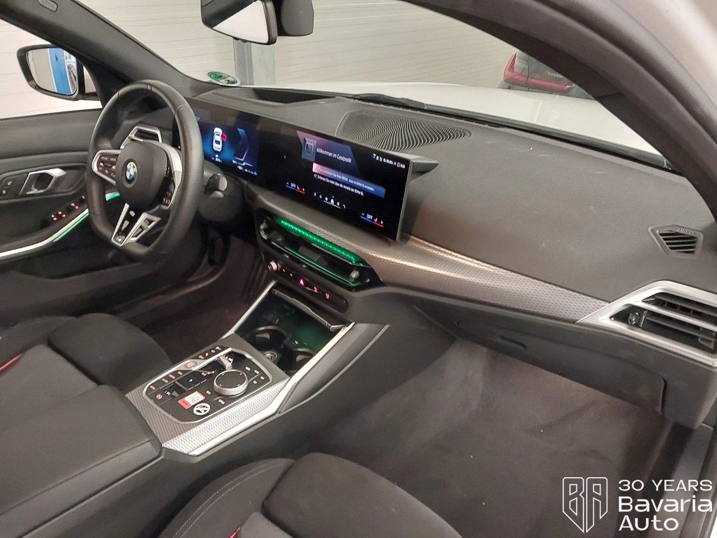 BMW 320 i xDrive Sportautomatic, снимка 7 - Автомобили и джипове - 56506507