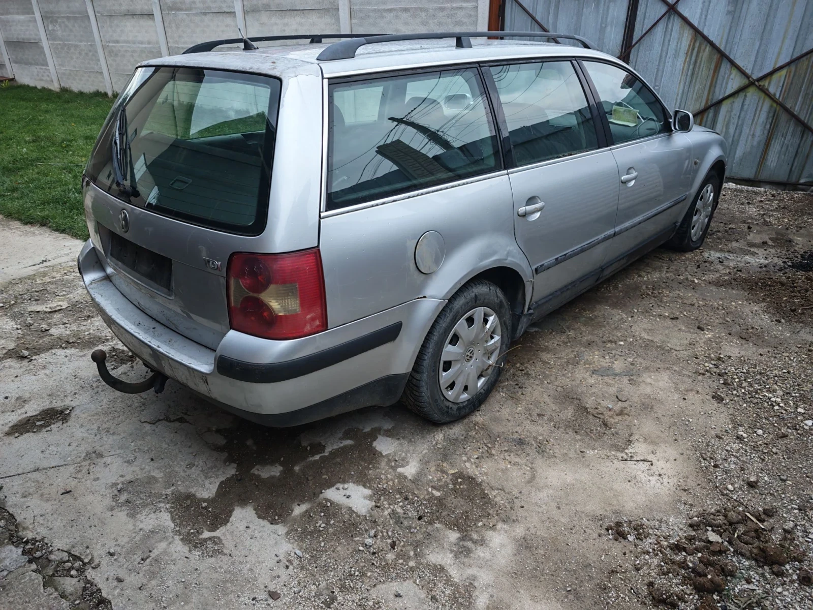 VW Passat, снимка 2 - Автомобили и джипове - 56523277