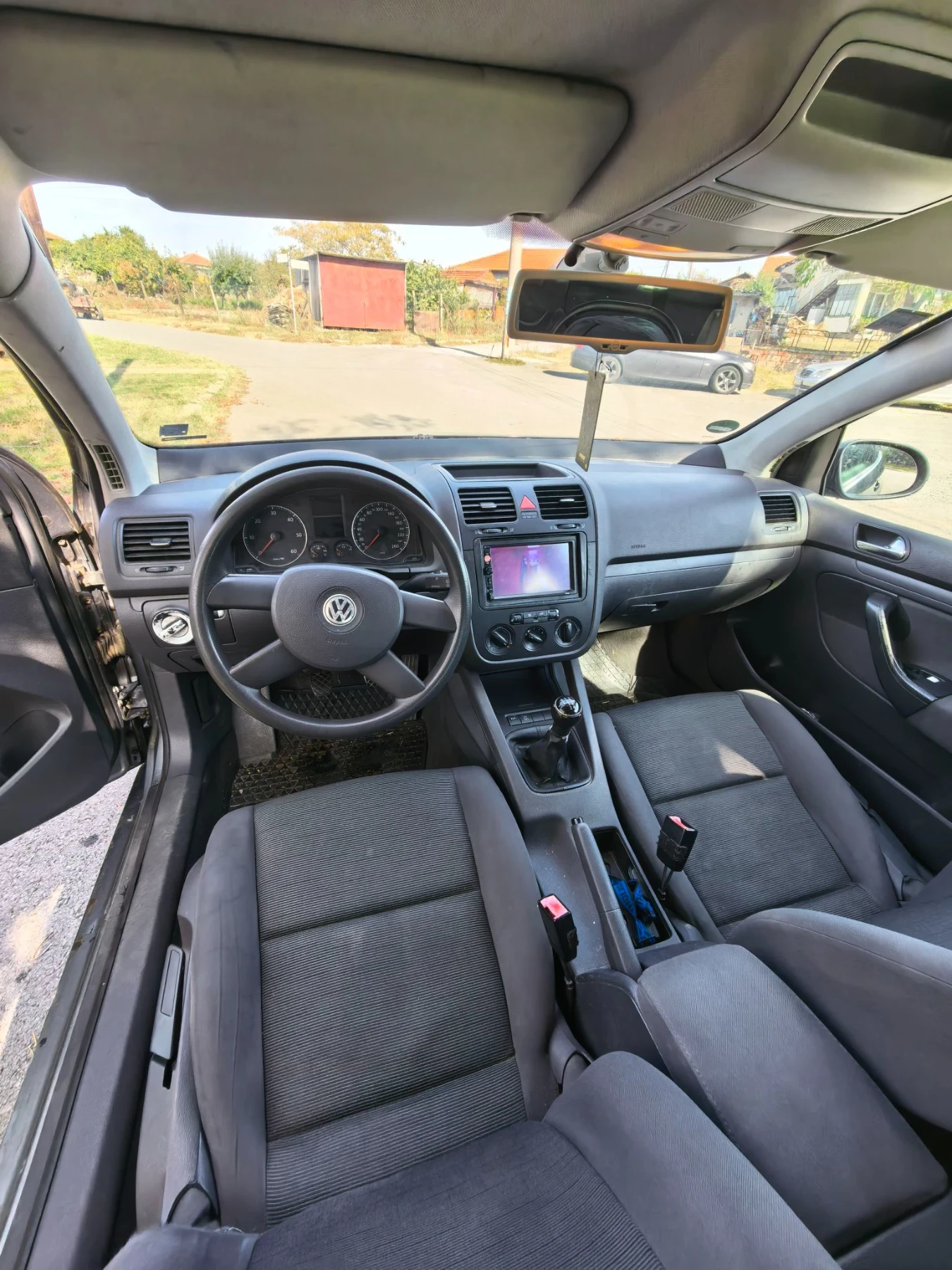 VW Golf 1.9 TDI, снимка 7 - Автомобили и джипове - 56647476