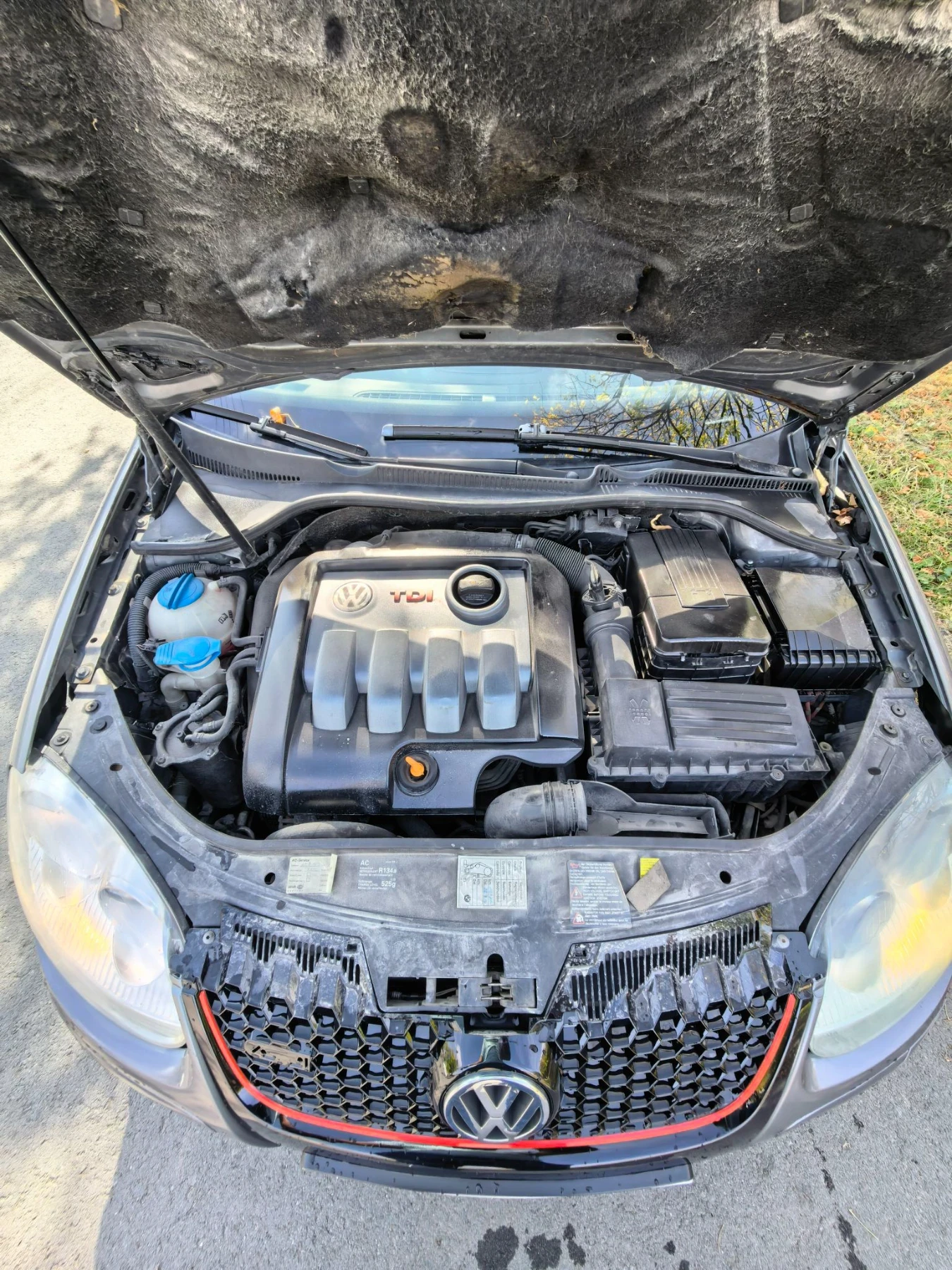 VW Golf 1.9 TDI, снимка 10 - Автомобили и джипове - 56647476